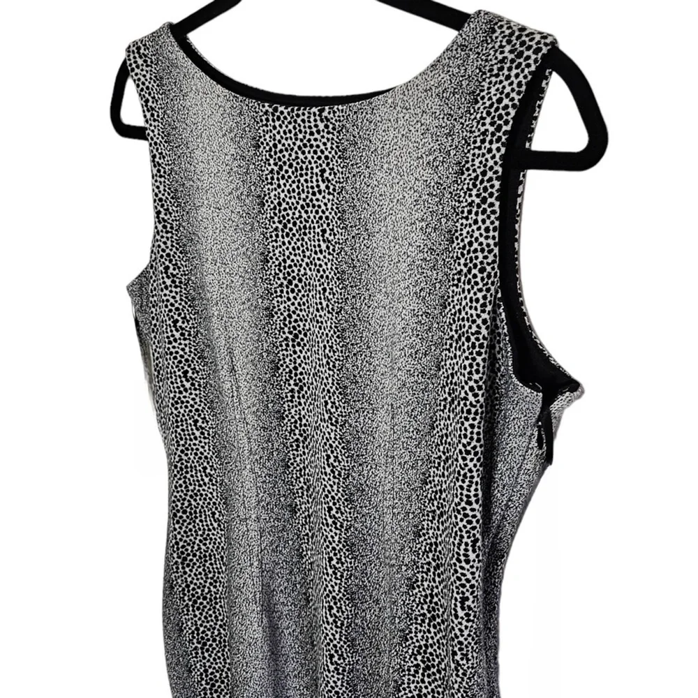 Nine West Snakeskin Print Sheath Crew Neck Dress Size 10 - Picture 2 of 7